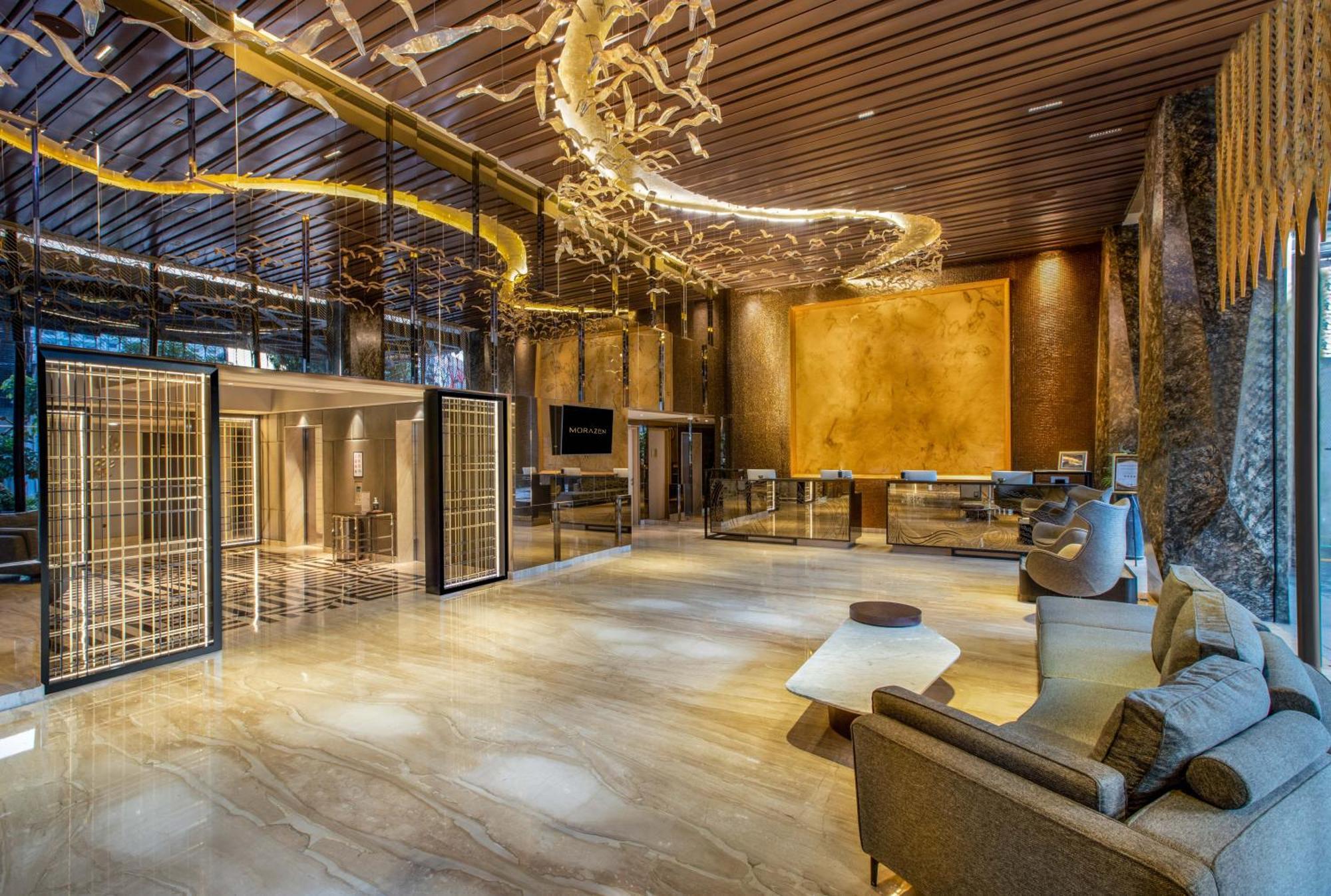 Hotel Grand Dafam Signature