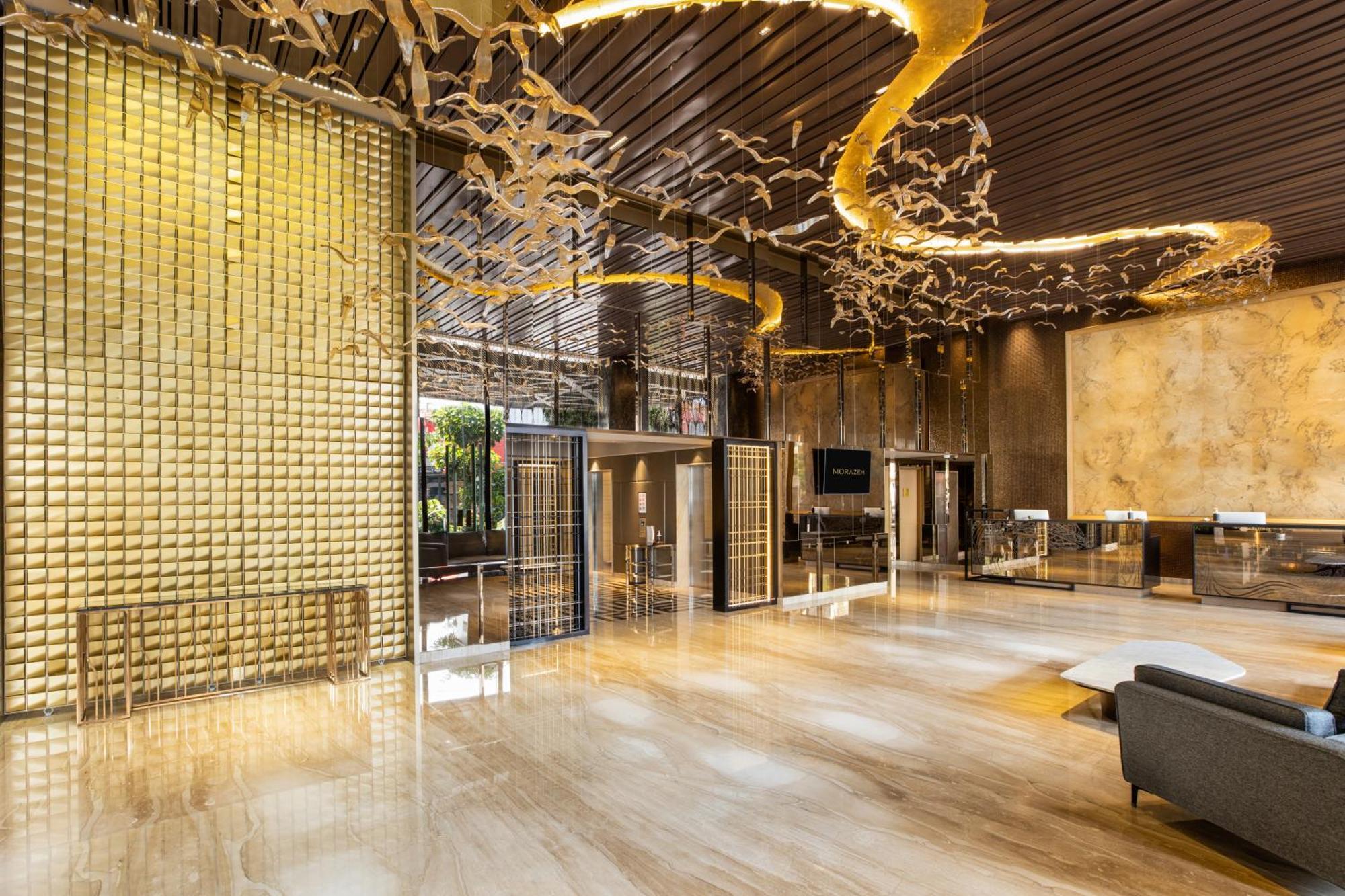 Hotel Grand Dafam Signature